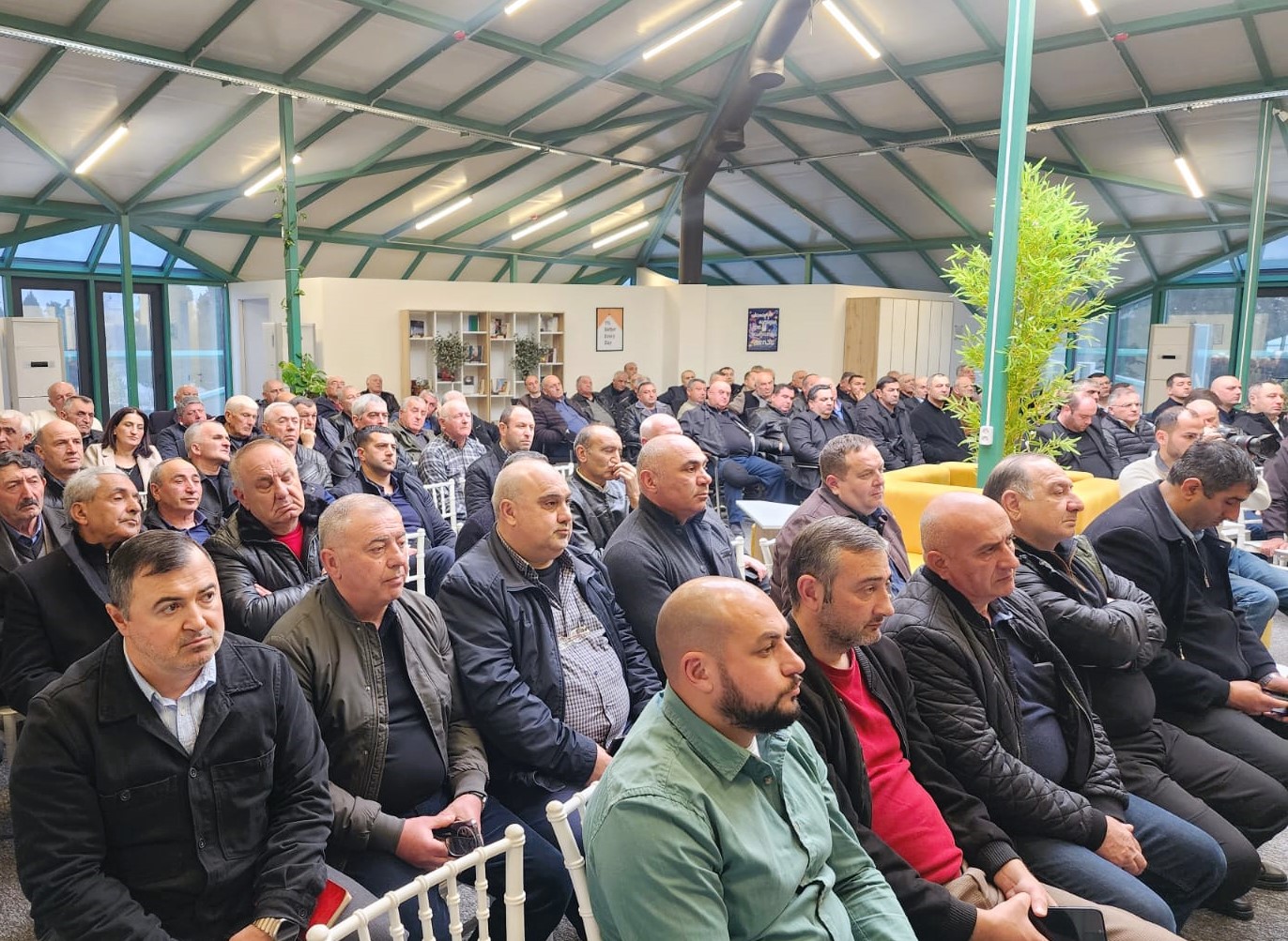 ქ.რუსთავში გამართულ შეხვედრაზე ქვემო ქართლის რეგიონში მიმდინარე პროექტები განიხილეს – 1