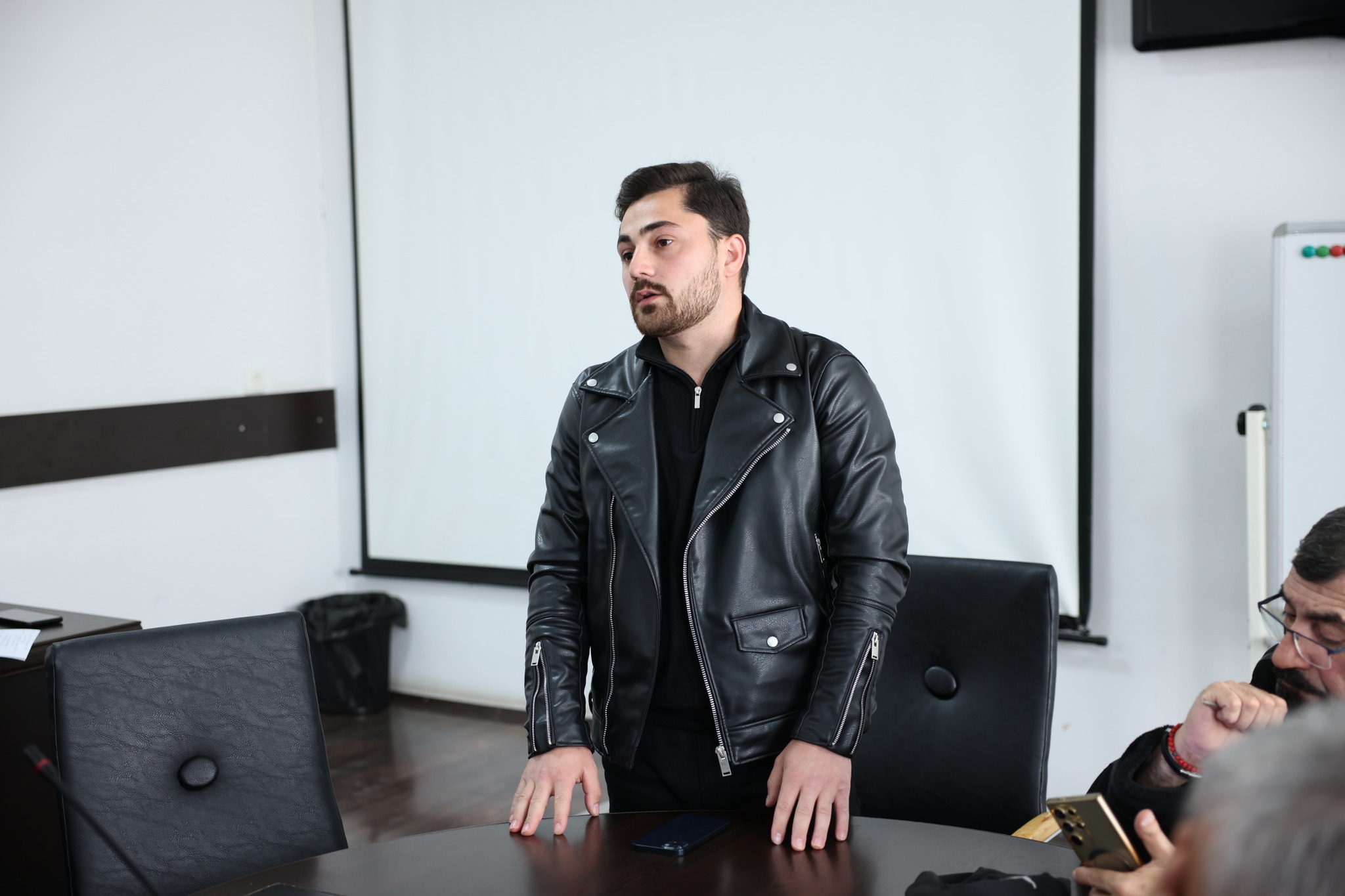 კასპის მუნიციპალიტეტში ფერმერებს საირიგაციო მომსახურების ტარიფის სახელმწიფო სუბსიდირების სქემა გააცნეს – 4