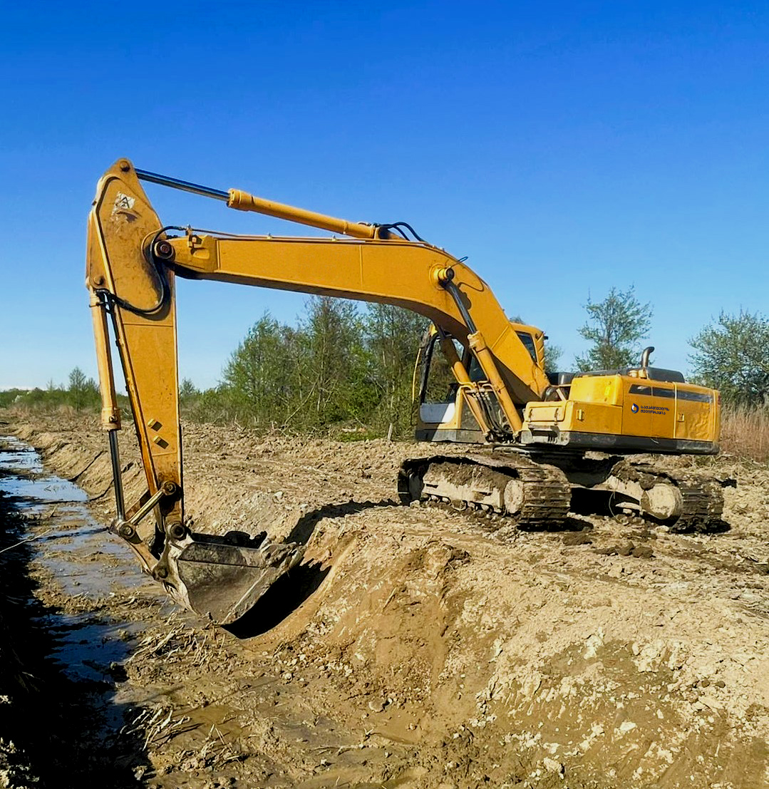 ლანჩხუთის მუნიციპალიტეტში სადრენაჟე სისტემის გაწმენდითი სამუშაოები მიმდინარეობს – 1