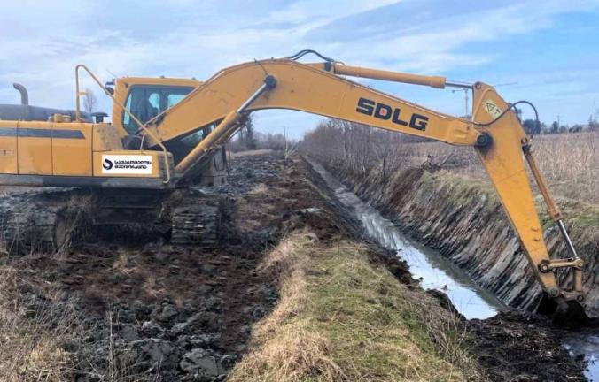 ქობულეთის მუნიციპალიტეტში დეხვა-ბობოყვათის დამშრობი მასივი იწმინდება